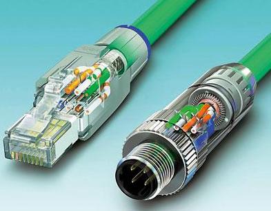 圖3 按入電纜芯、剪斷，且蓋好防護蓋：無論是RJ45還是M12連接器，它們都能夠實現快速且可靠的安裝