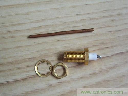 最簡單使用的天線&mdash;&mdash;罐頭天線，可做正饋大鍋饋源！ 