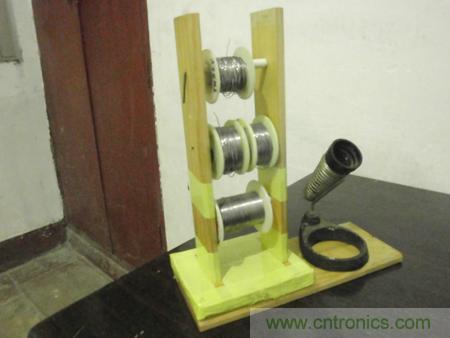 成本幾乎為零，三層錫絲架DIY