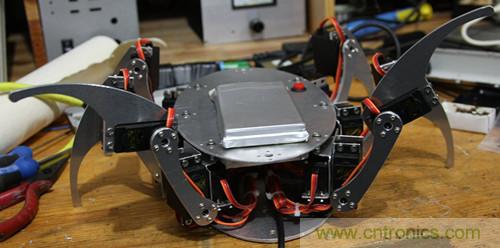 DIY：自製無線控製機器人