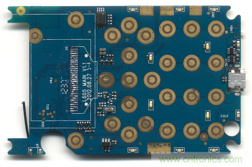 拆解探秘：售價75元的手機為什麼還能盈利？