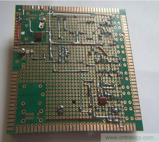 DIY：手工打造智能無線供電台燈