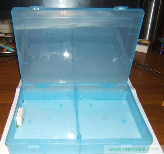 DIY：手工打造智能無線供電台燈