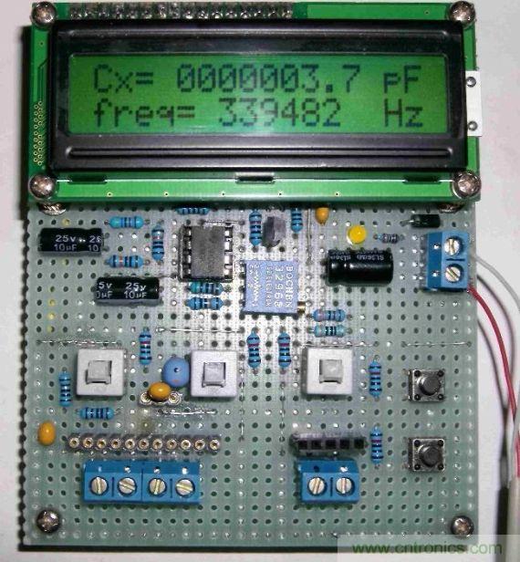 DIY集電容、電感和頻率為一體的測量儀器