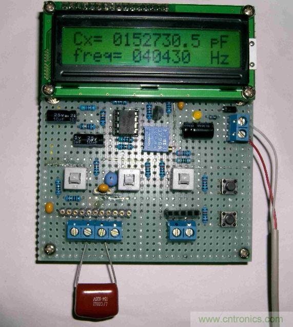 DIY集電容、電感和頻率為一體的測量儀器