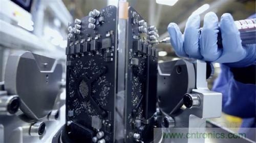 顛覆傳統設計，蘋果全新Mac Pro生產線探秘