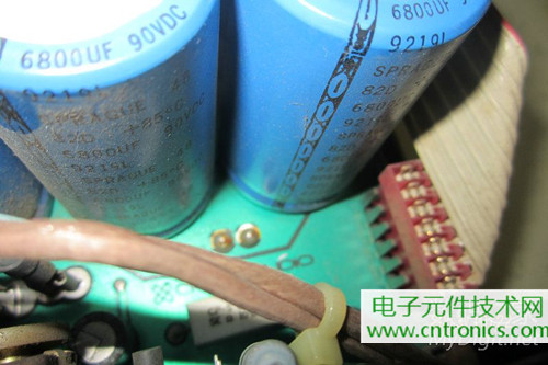 用料很給力！專業後級功放美國高峰FA1201拆解