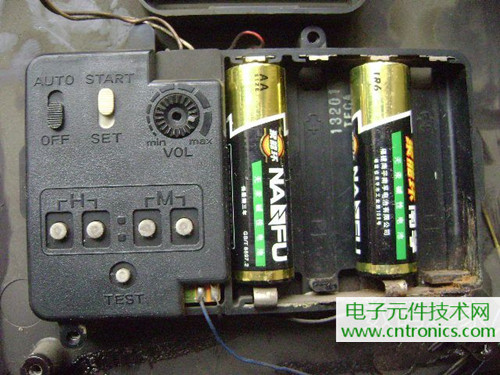 拆個老古董，日本精工石英電子掛鍾拆解