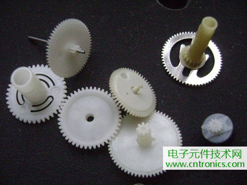 拆個老古董，日本精工石英電子掛鍾拆解