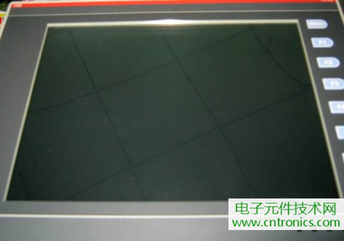 觸摸屏售價過萬？一台工控設備觸摸屏拆解