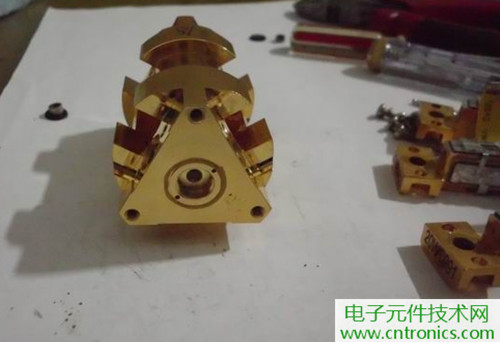 這貨一萬三？50W半導體激光模塊拆解