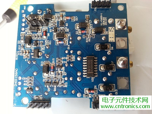 一款觸控開關拆解，做工不錯