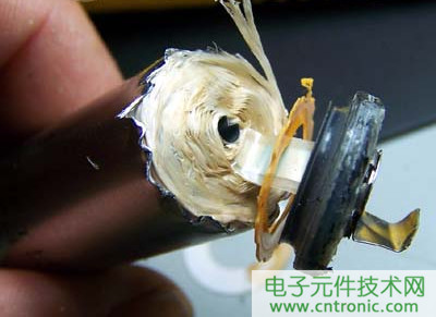 筆記本電池拆解，探秘電池內部結構