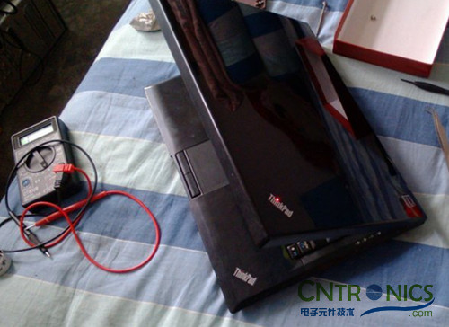 創意DIY：將筆記本大卸八塊做成台式機！