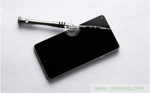 棋逢對手，詳拆努比亞Z5S如何力拚小米3 ？