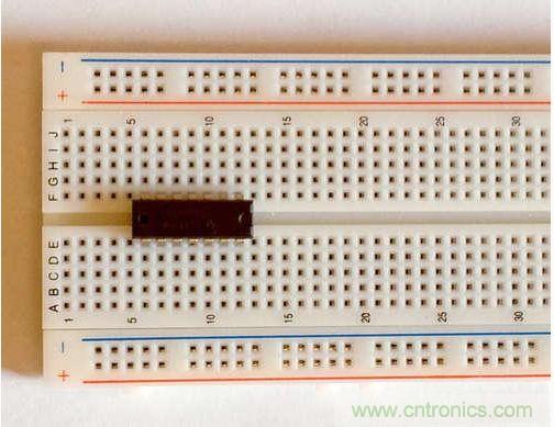 DIY：教你10分鍾自製光線探測器 