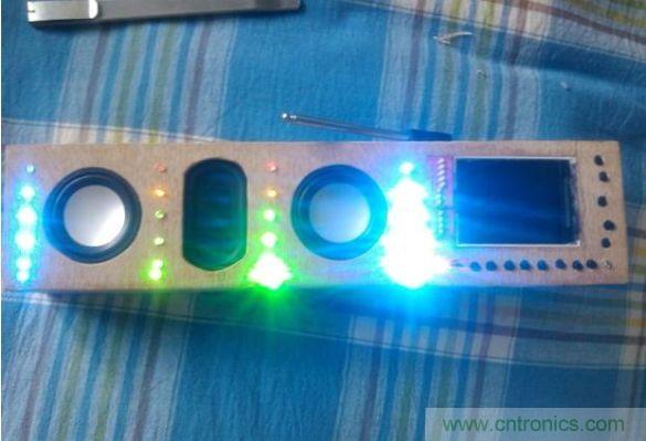 組裝，調試，安裝吸音棉