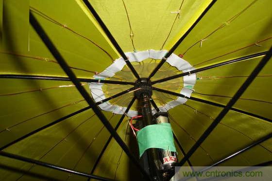 創意DIY！送女朋友的絕妙禮物，LED星光傘！