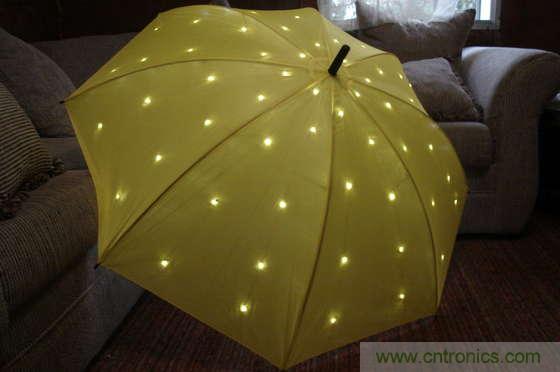 創意DIY！送女朋友的絕妙禮物，LED星光傘！