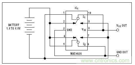 該電路檢測電池極性，並迅速接通負載或切換電池極性
