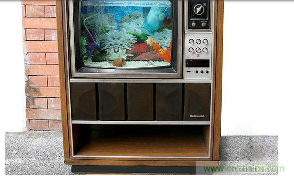 懷舊文藝風，舊模擬電視機的改造