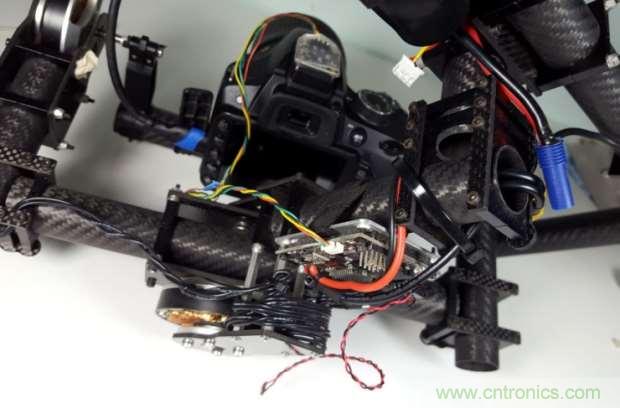 攝影發燒友：想要相機穩如雞頭，學我DIY自平衡相機穩定器