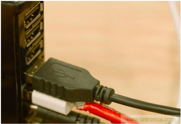 C.H.I.P. 和 Pi Zero超微型電腦&mdash;&mdash;誰才是創客們心裏的 No.1？