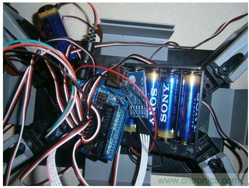 想要DIY一個會打招呼的超萌機器人嗎？猛戳這裏