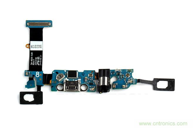 Galaxy Note5拆解，與S係列差距日漸模糊