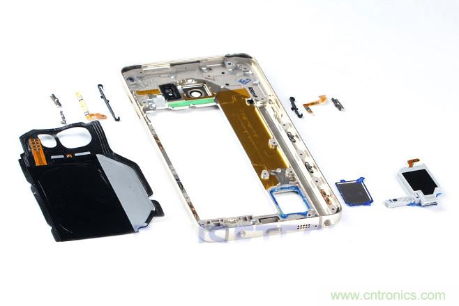 Galaxy Note5拆解，與S係列差距日漸模糊
