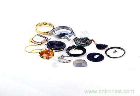 MOTO 360二代智能手表拆解：隻有細節，沒有亮點