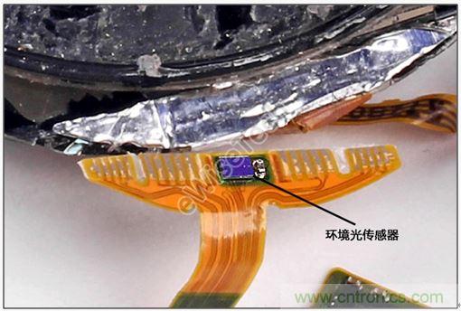 MOTO 360二代智能手表拆解：隻有細節，沒有亮點