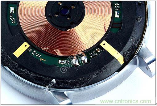 MOTO 360二代智能手表拆解：隻有細節，沒有亮點