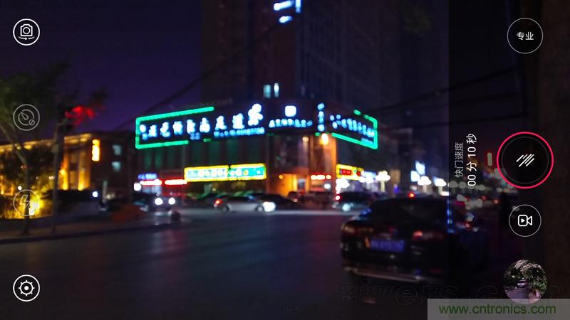 無邊框的 nubia Z9 ，一款既有驚喜，又有驚豔的智能手機