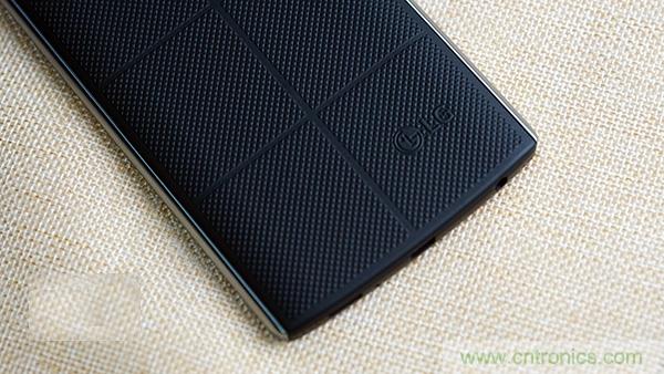 業界良心 LG V10 評測:剛毅、冷峻，不失人性化