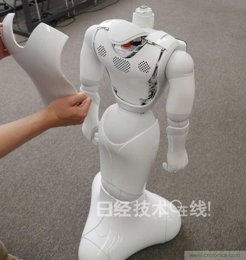 拆解筆記本不過癮，那就來拆拆日本情感機器人吧！