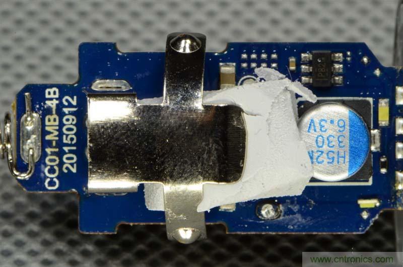 小米車載充電器拆解評測：49元能讓這枚&ldquo;子彈&rdquo;飛多遠？