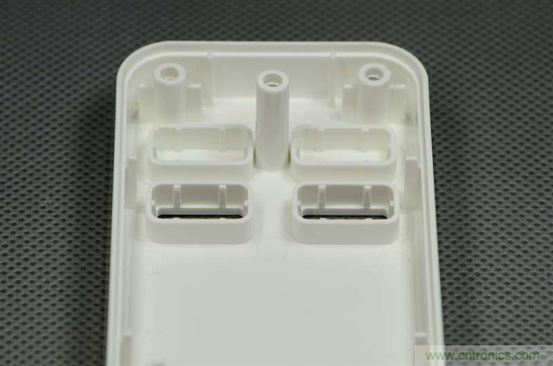 航嘉智能插線板拆解評測：看老牌機電如何&rdquo;秒殺&ldquo;後起之秀