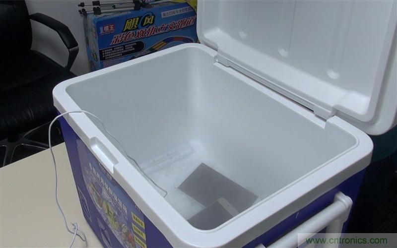 手機抗凍性能大挑戰：iPhone被完爆