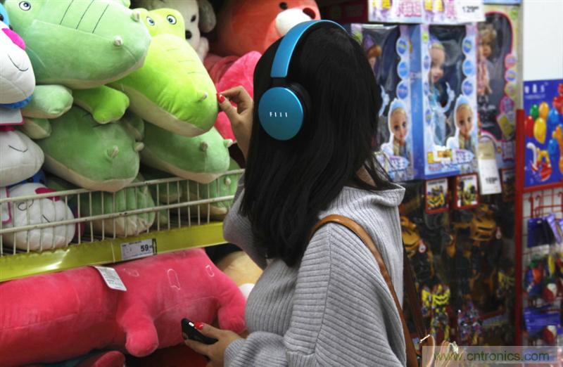 頭條哥的夢想之作！FIIL耳機能讓汪峰上頭條否？