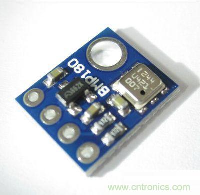 不用專業設備，用樹莓派就能玩一把室內環境監測！