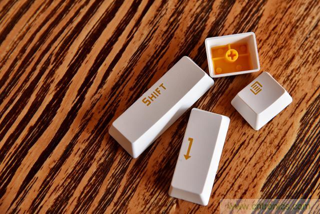 左手寫愛，右手寫他&mdash;&mdash;從此鍵盤鼠標不分家！