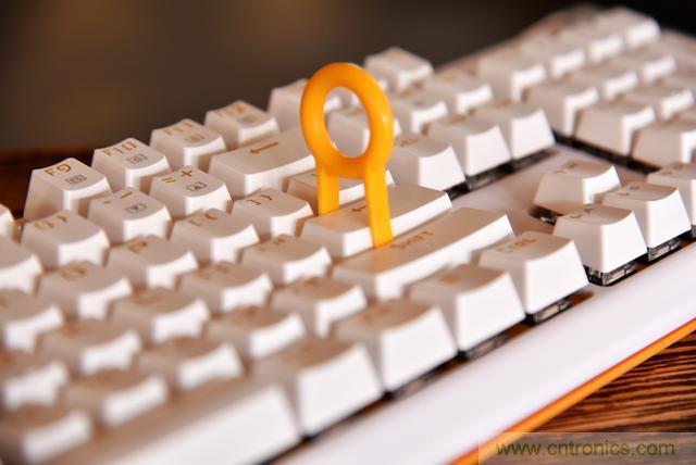 左手寫愛，右手寫他&mdash;&mdash;從此鍵盤鼠標不分家！