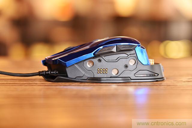 左手寫愛，右手寫他&mdash;&mdash;從此鍵盤鼠標不分家！