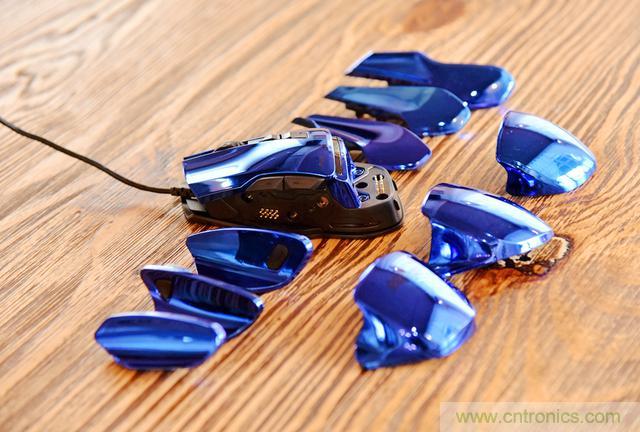 左手寫愛，右手寫他&mdash;&mdash;從此鍵盤鼠標不分家！