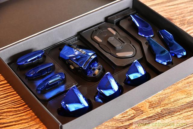 左手寫愛，右手寫他&mdash;&mdash;從此鍵盤鼠標不分家！