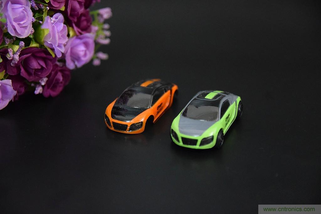 虛擬與現實相結合的飛車遊戲，讓你體驗速度與激情的碰撞！