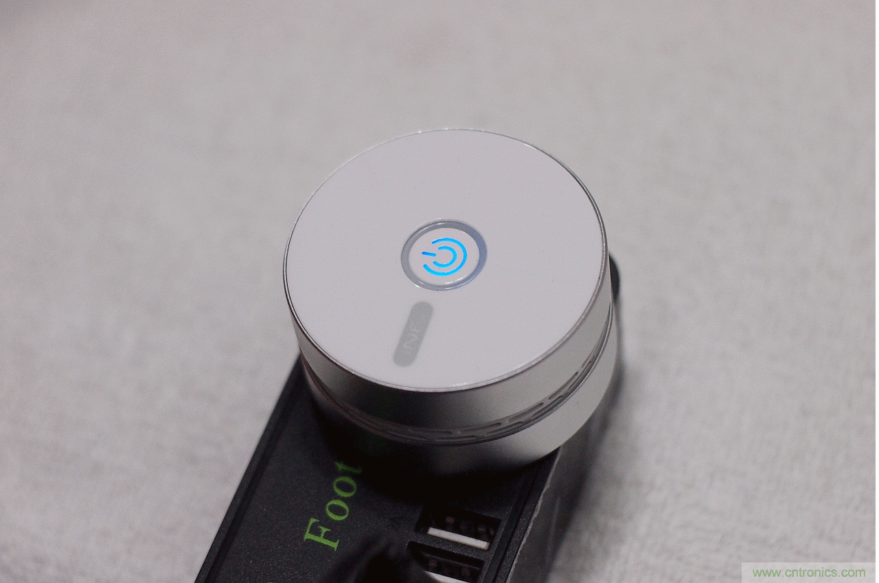 路由器也跟風玩分體設計，你咋不上天呢？