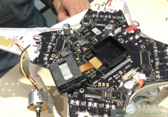 真飛機拆不著，那就來拆拆無人機&ldquo;鼻祖&rdquo;大疆吧！