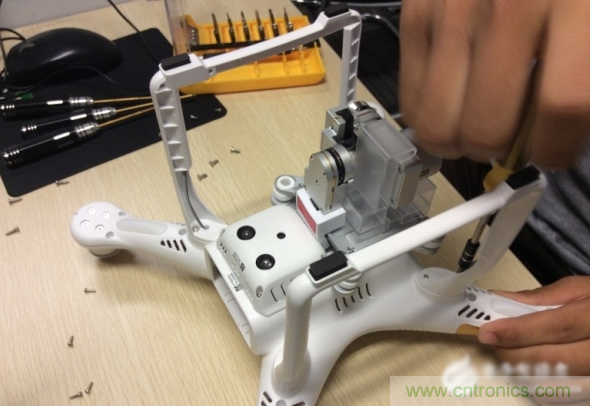 真飛機拆不著，那就來拆拆無人機&ldquo;鼻祖&rdquo;大疆吧！